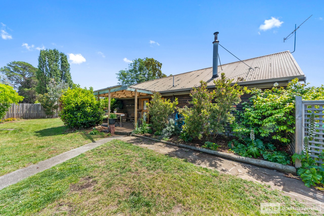 28 Lewis Avenue SEVEN MILE BEACH 23