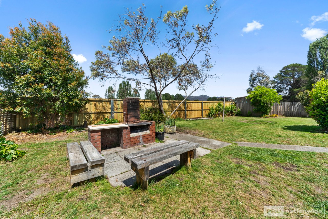 28 Lewis Avenue SEVEN MILE BEACH 25