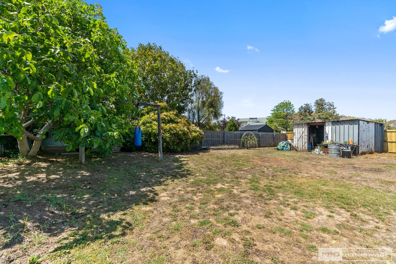 28 Lewis Avenue SEVEN MILE BEACH 26