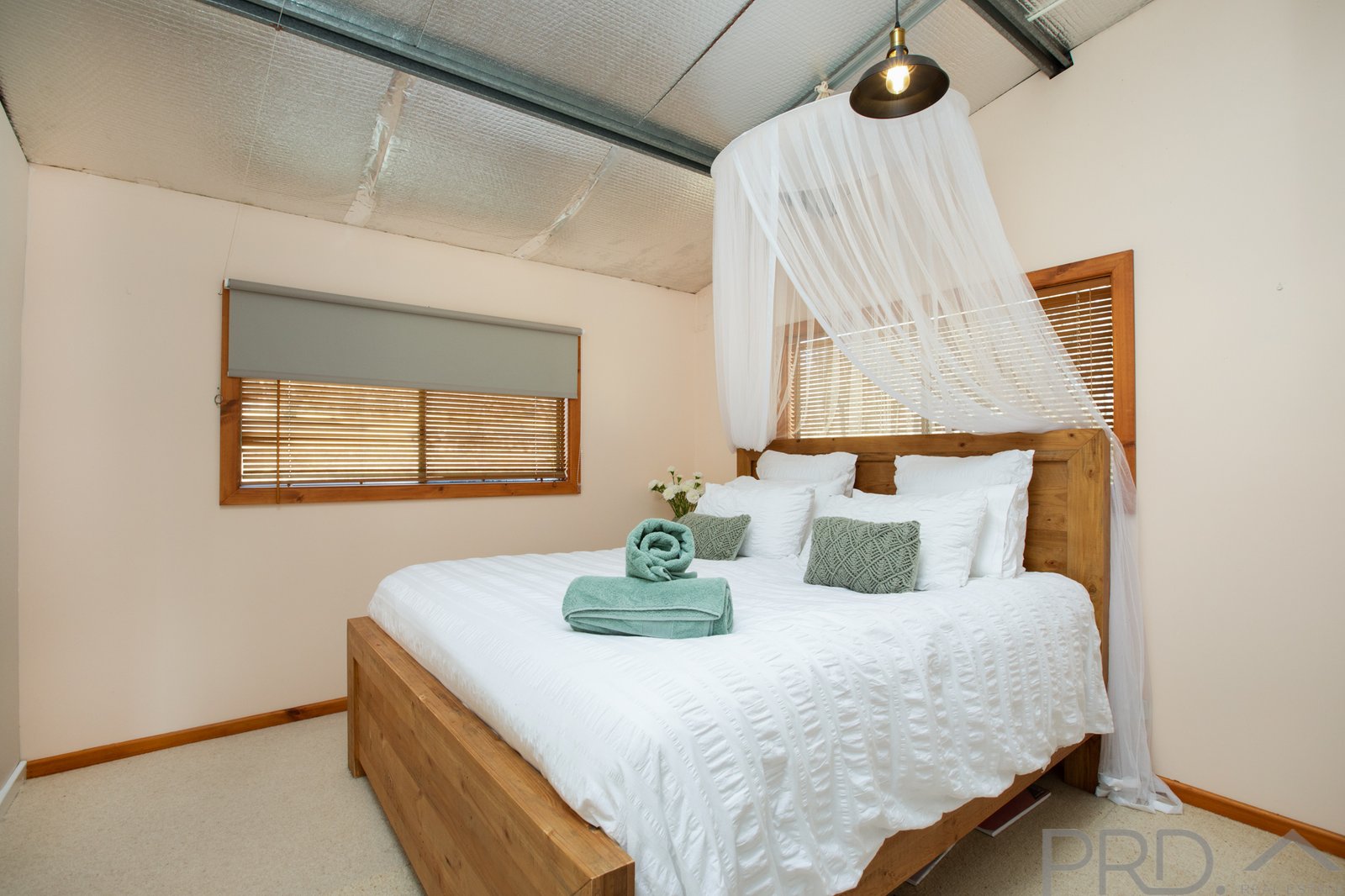 28 Lindsay Road NORTH ROTHBURY 16