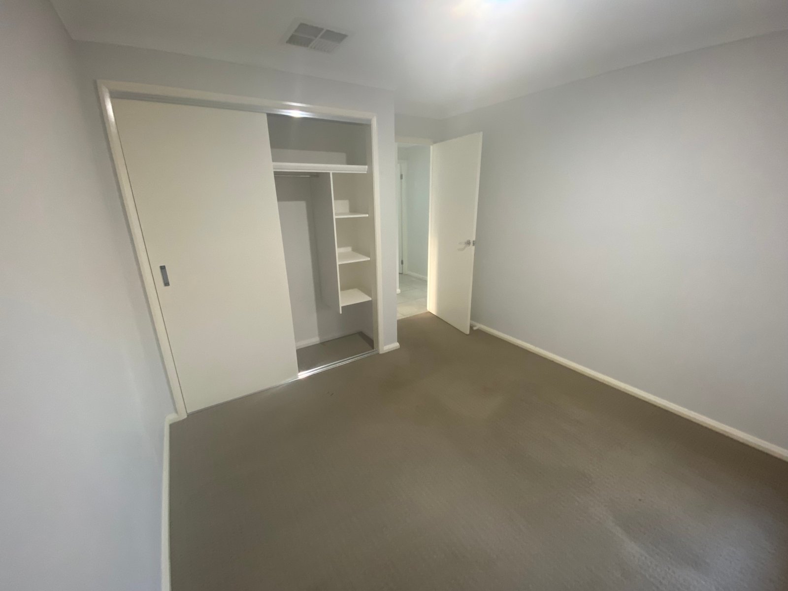 28 Lindsay Road TAMWORTH 3