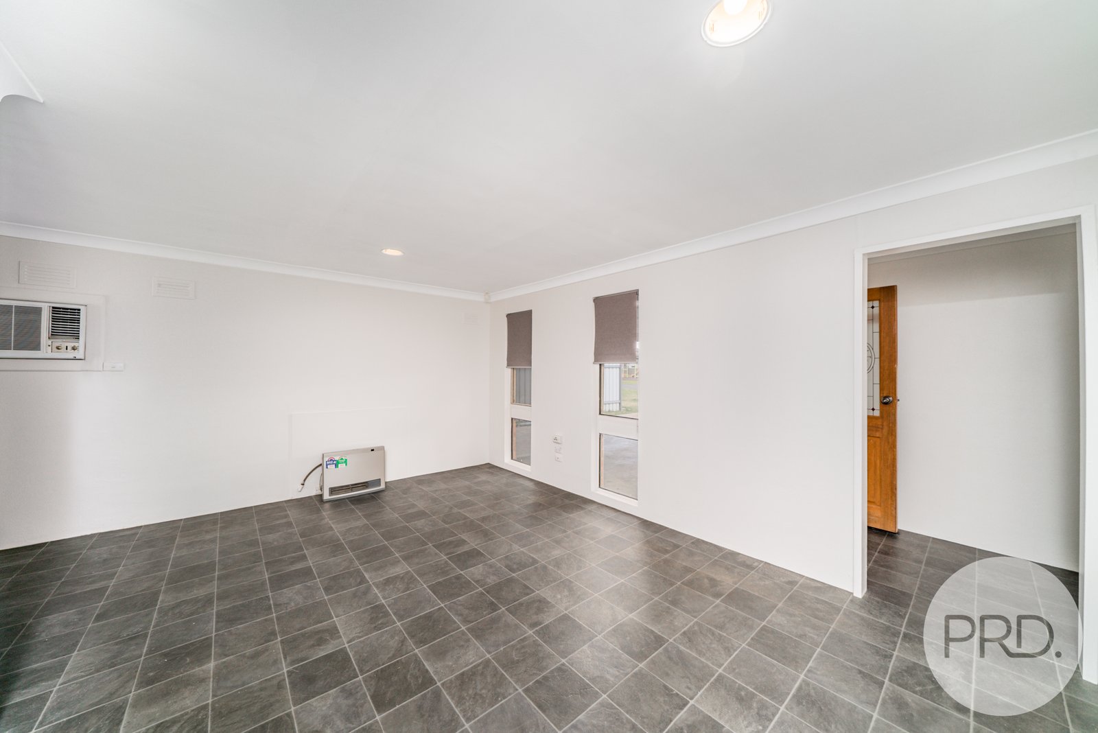 28 Lonergan Place EAST WAGGA WAGGA 5