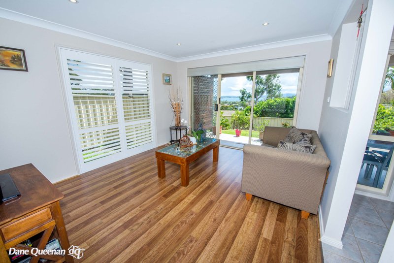2/8 Luderick Close CORLETTE 13