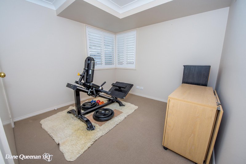 2/8 Luderick Close CORLETTE 18