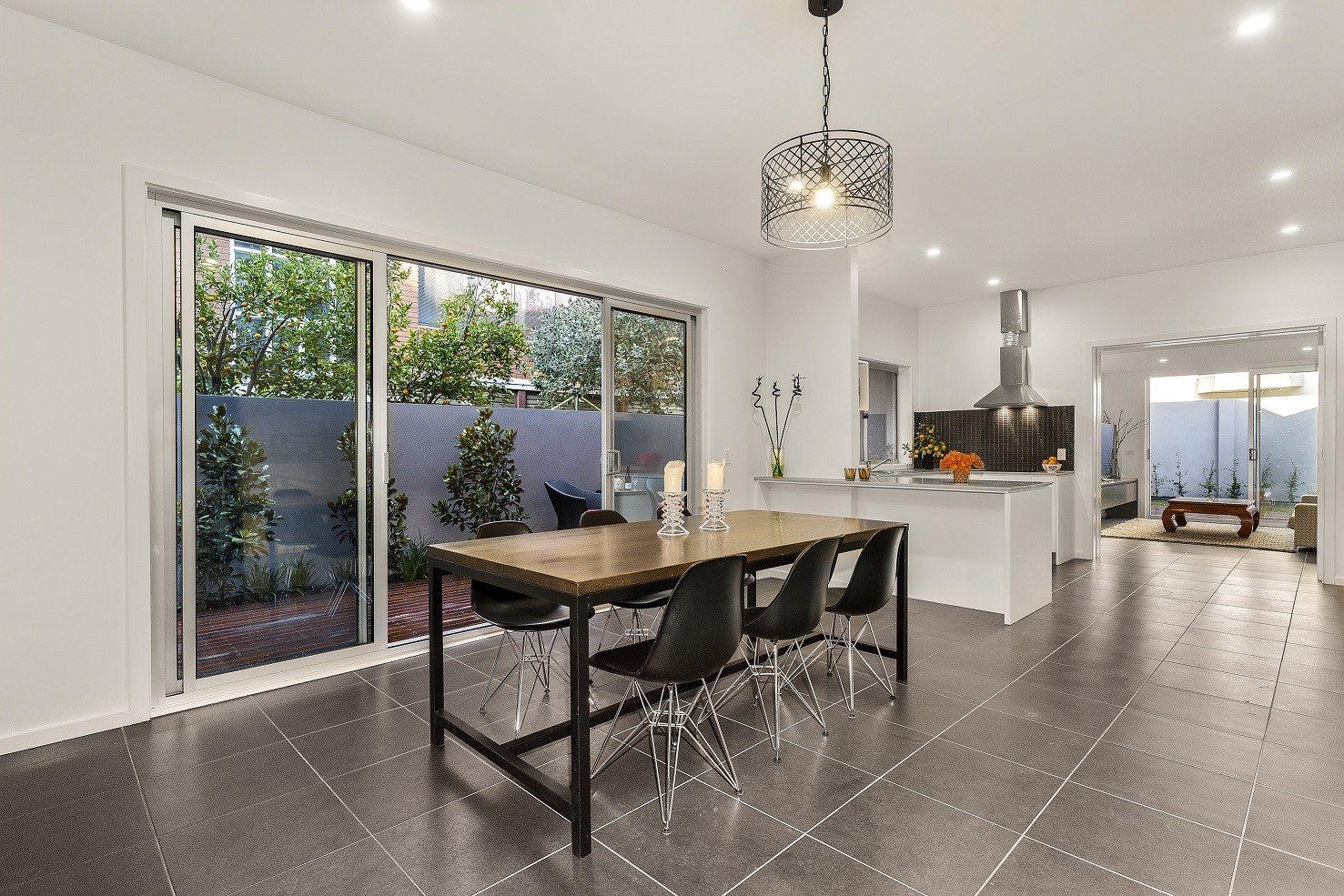 Gallery: 28 Lyons Street