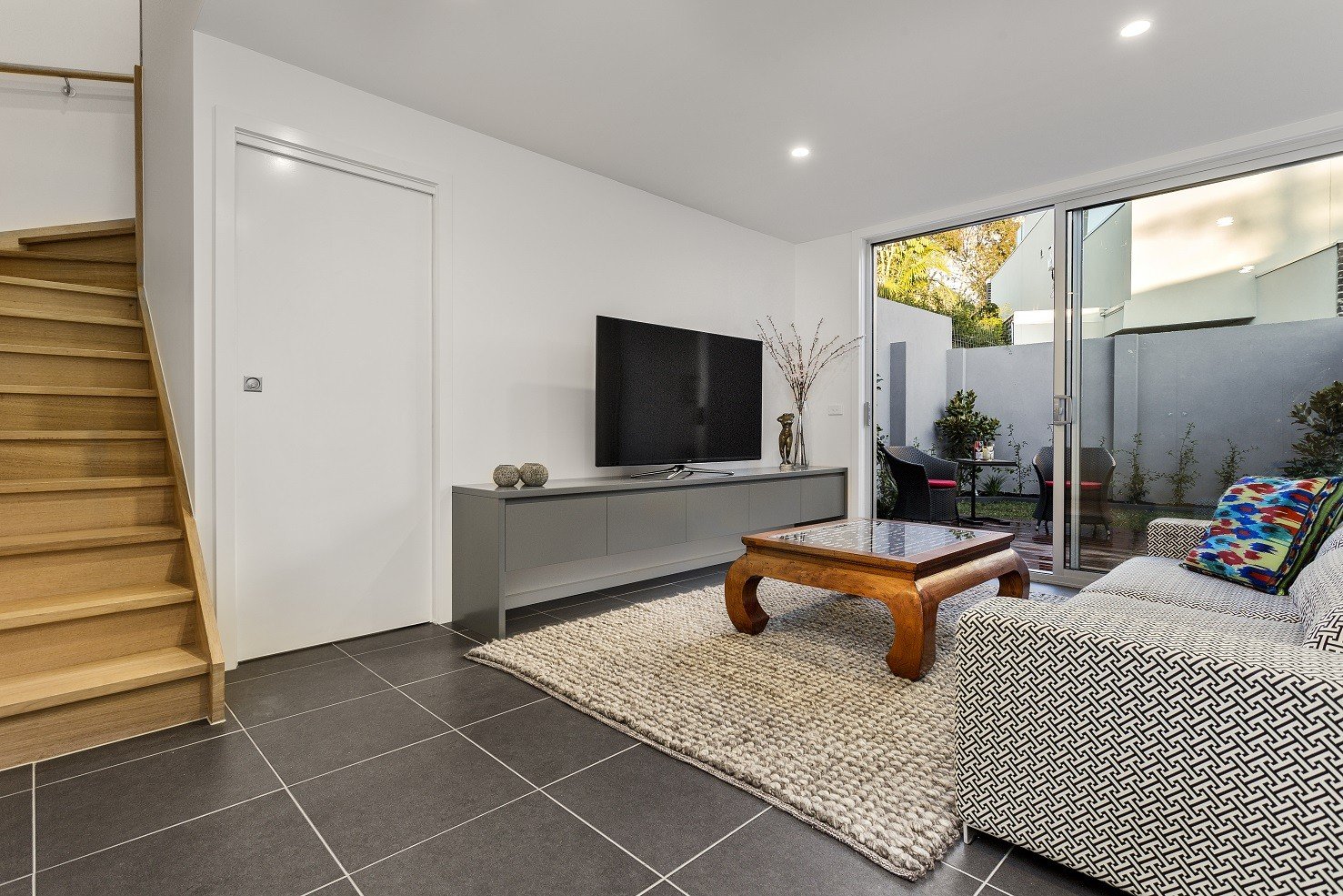 Gallery: 28 Lyons Street