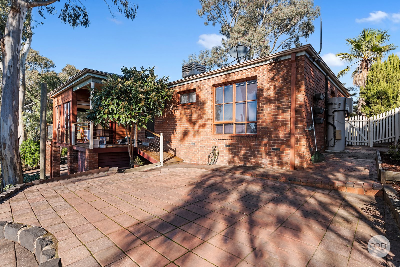 28 Magellan Crescent KANGAROO FLAT 16