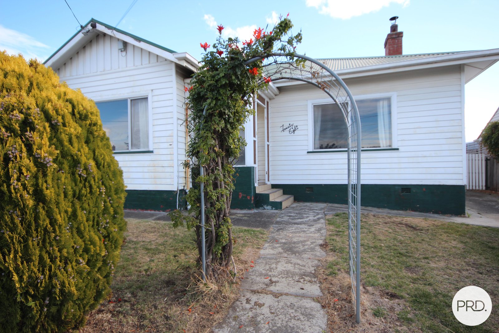 28 Maple Avenue MOONAH 1
