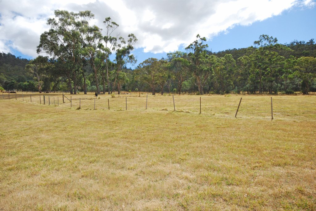 28 Mapley Road LACHLAN 4