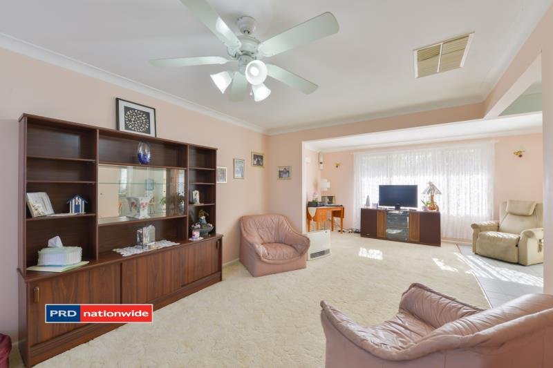 28 Margaret Street TAMWORTH 3