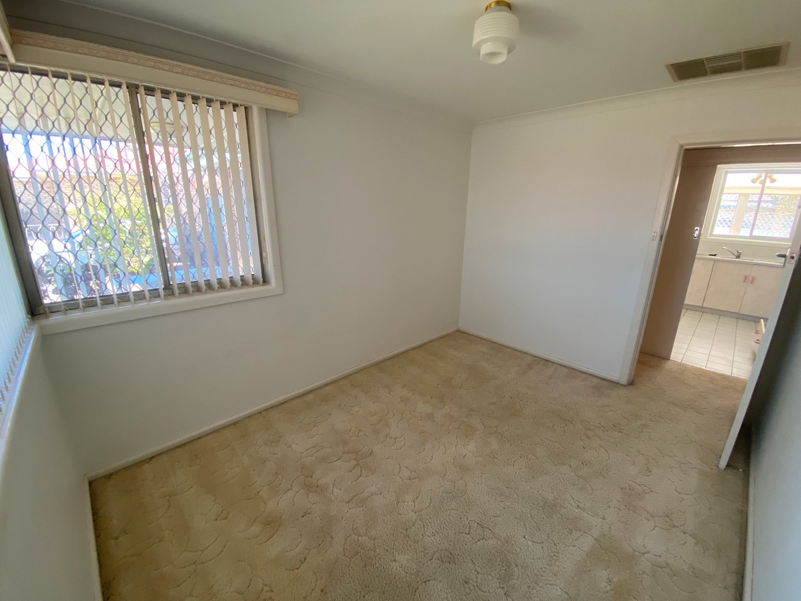 28 Margaret Street TAMWORTH 3