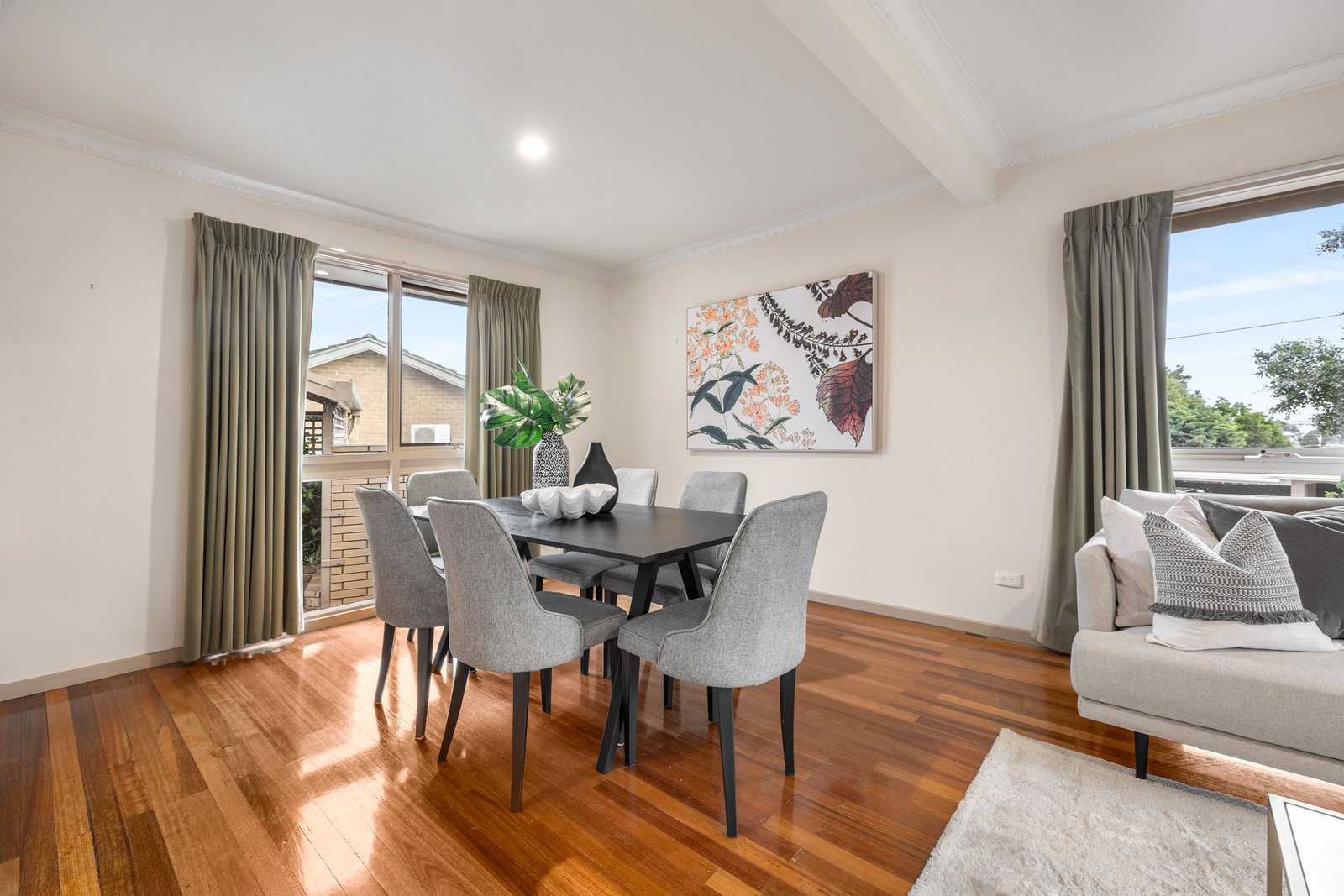 Gallery: 28 Meadowbrook Drive