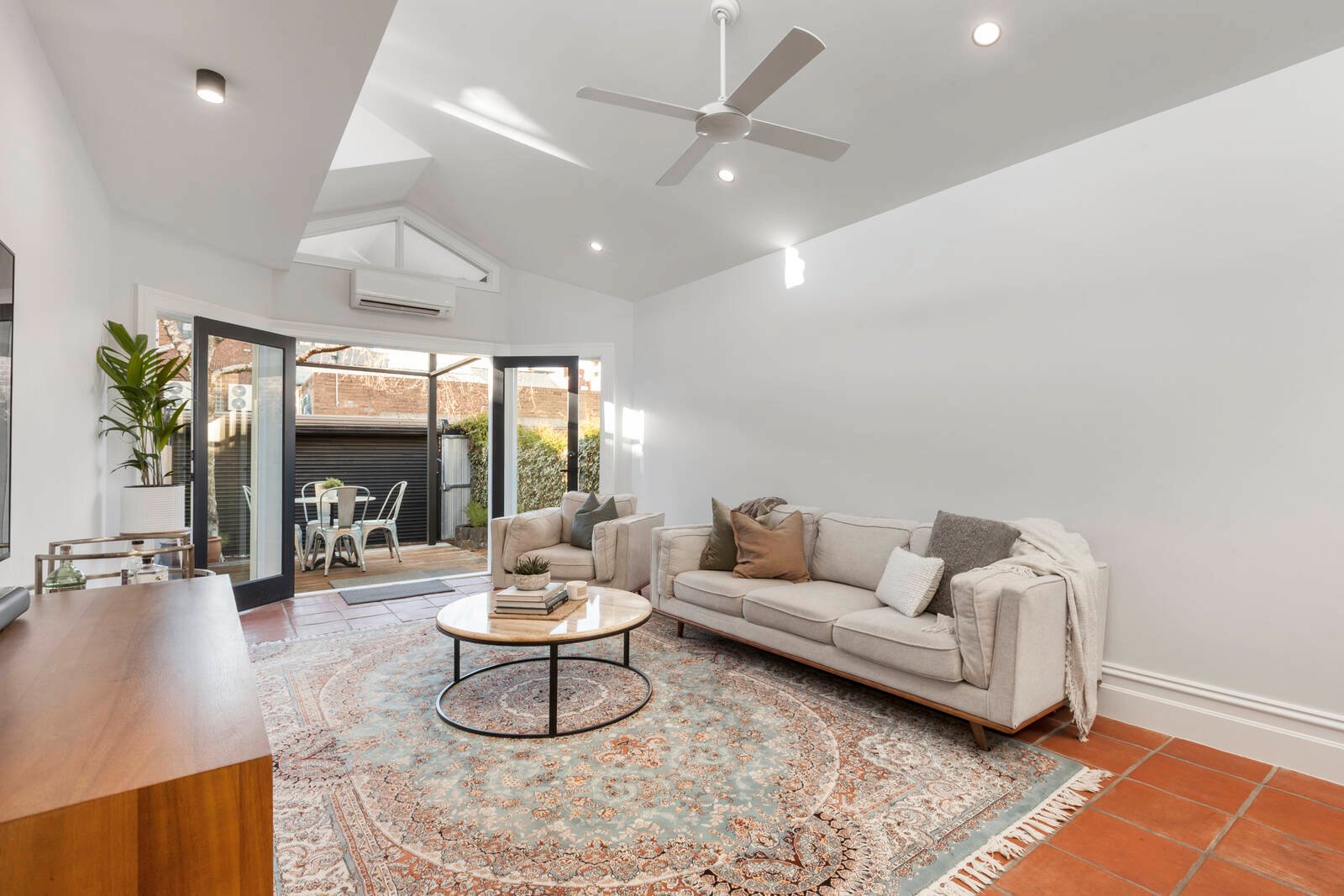 Real Estate and Property in 28 Medley Place, South Yarra, VIC