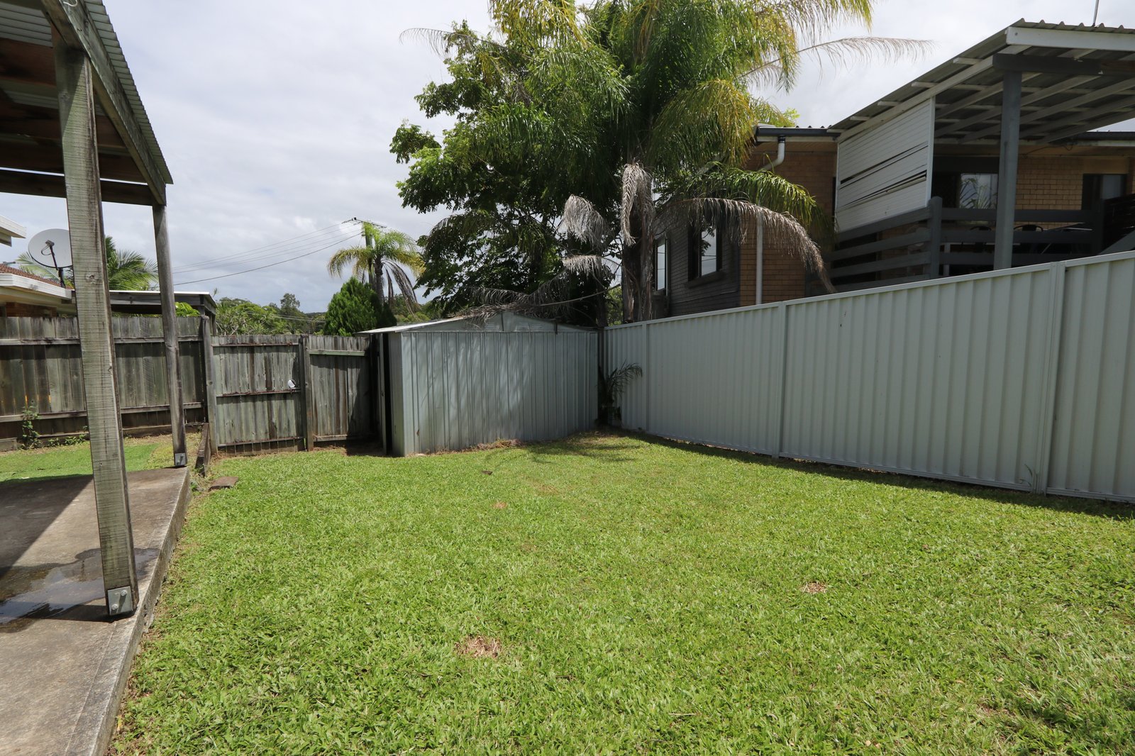 2/8 Melrose Place SOUTHPORT 1