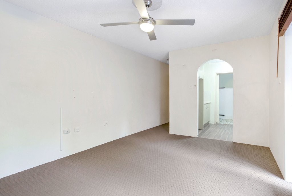 2/8 Messines Street SHOAL BAY 1
