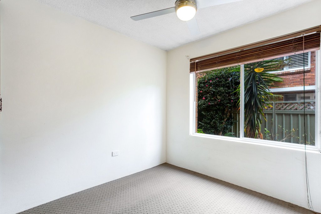 2/8 Messines Street SHOAL BAY 5