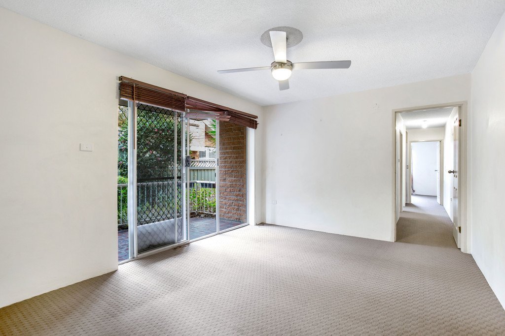 2/8 Messines Street SHOAL BAY 1