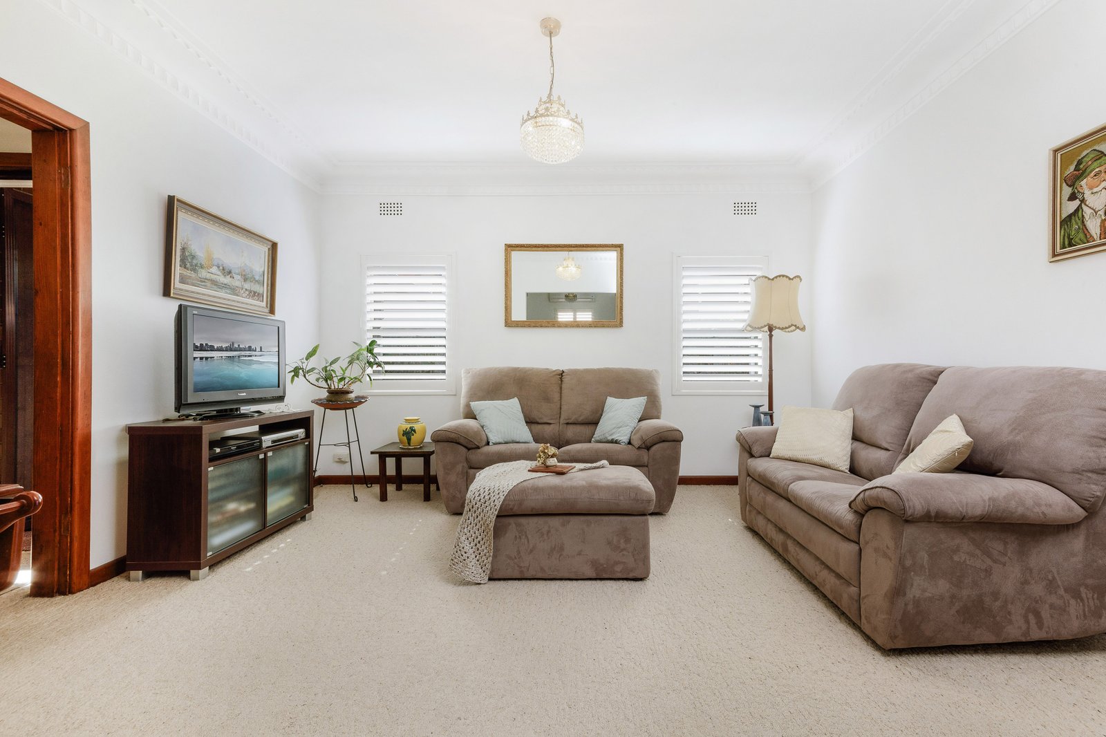 28 Midlothian Avenue BEVERLY HILLS 5