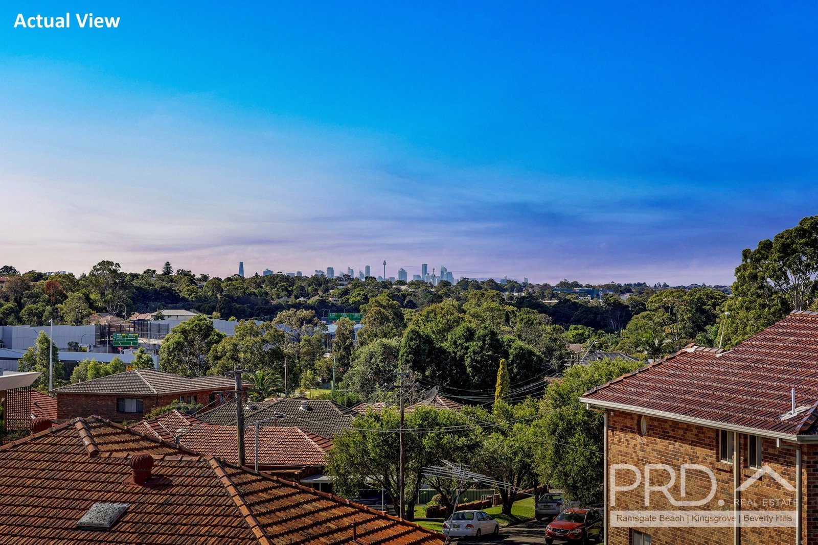 28 Midlothian Avenue BEVERLY HILLS 2