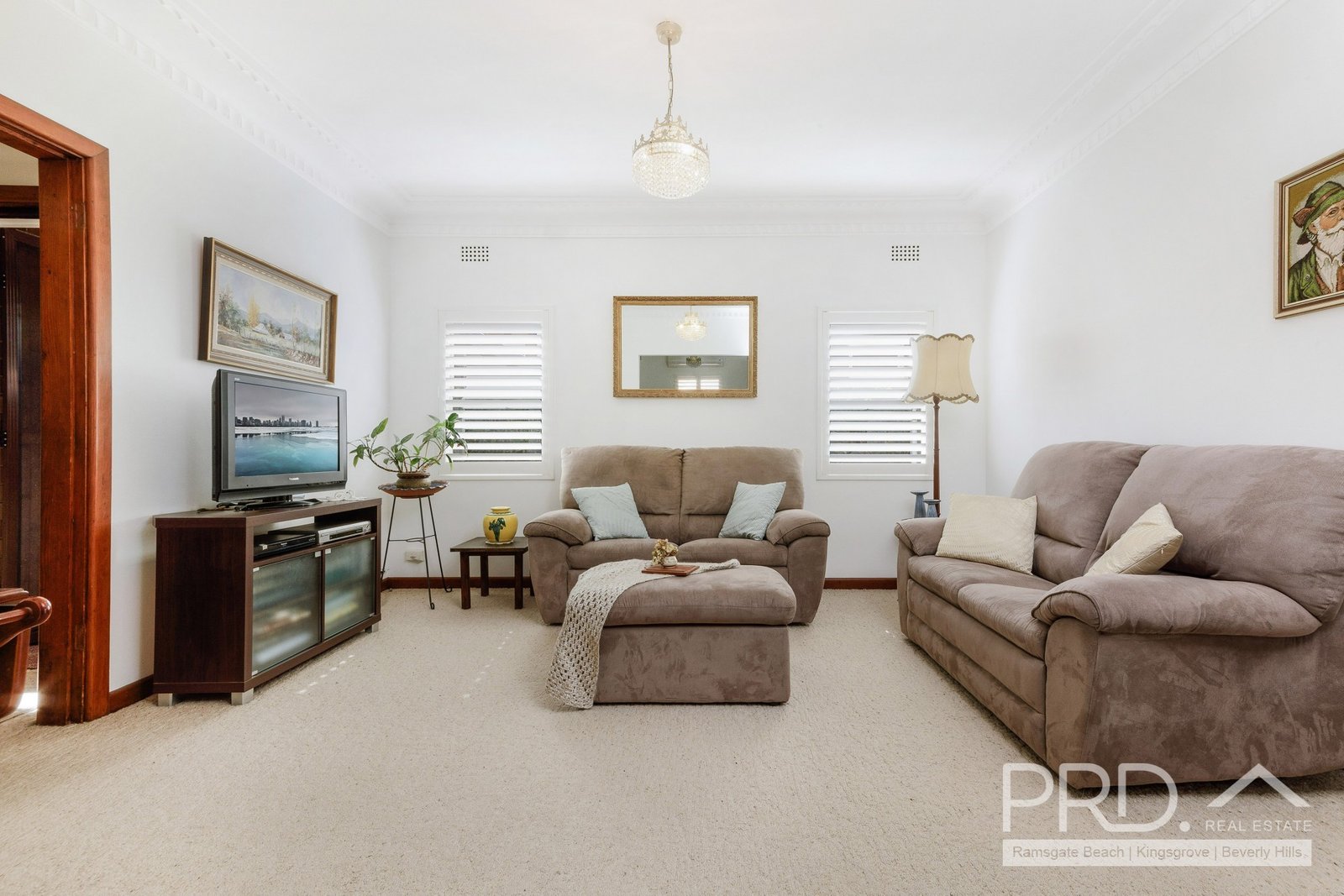 28 Midlothian Avenue BEVERLY HILLS 4