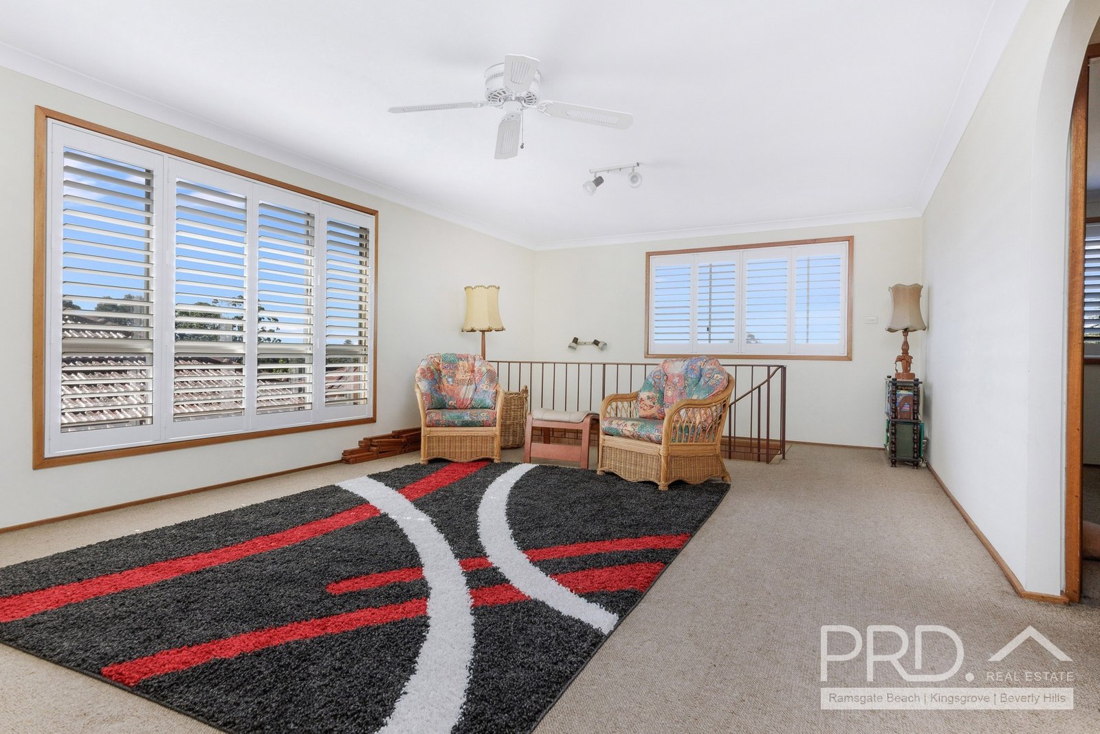 28 Midlothian Avenue BEVERLY HILLS 9