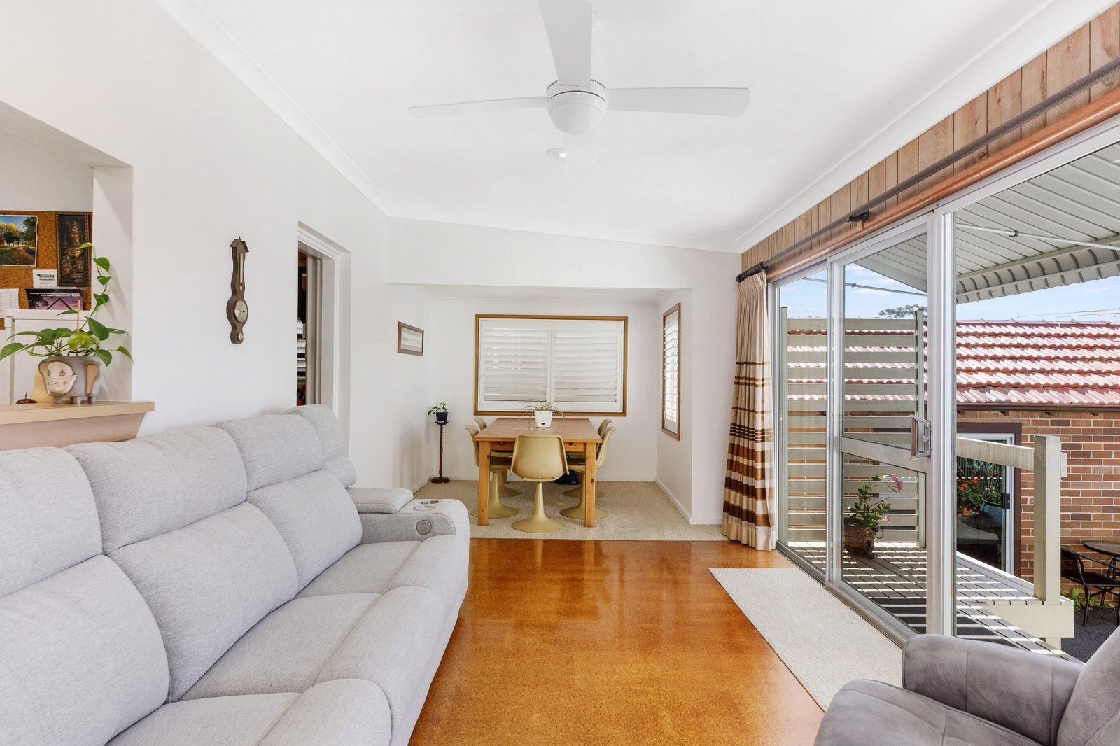 28 Midlothian Avenue BEVERLY HILLS 4