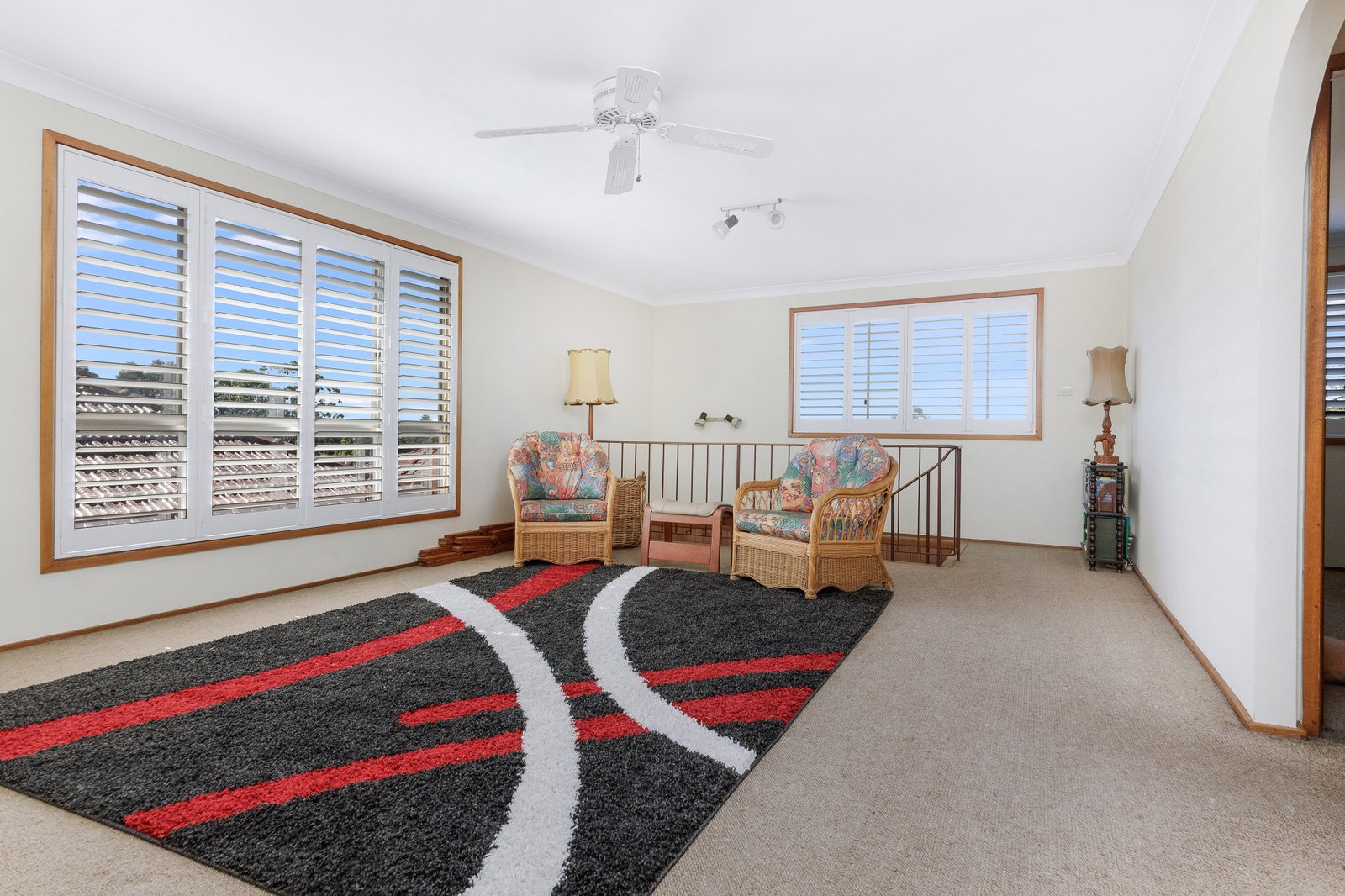 28 Midlothian Avenue BEVERLY HILLS 6