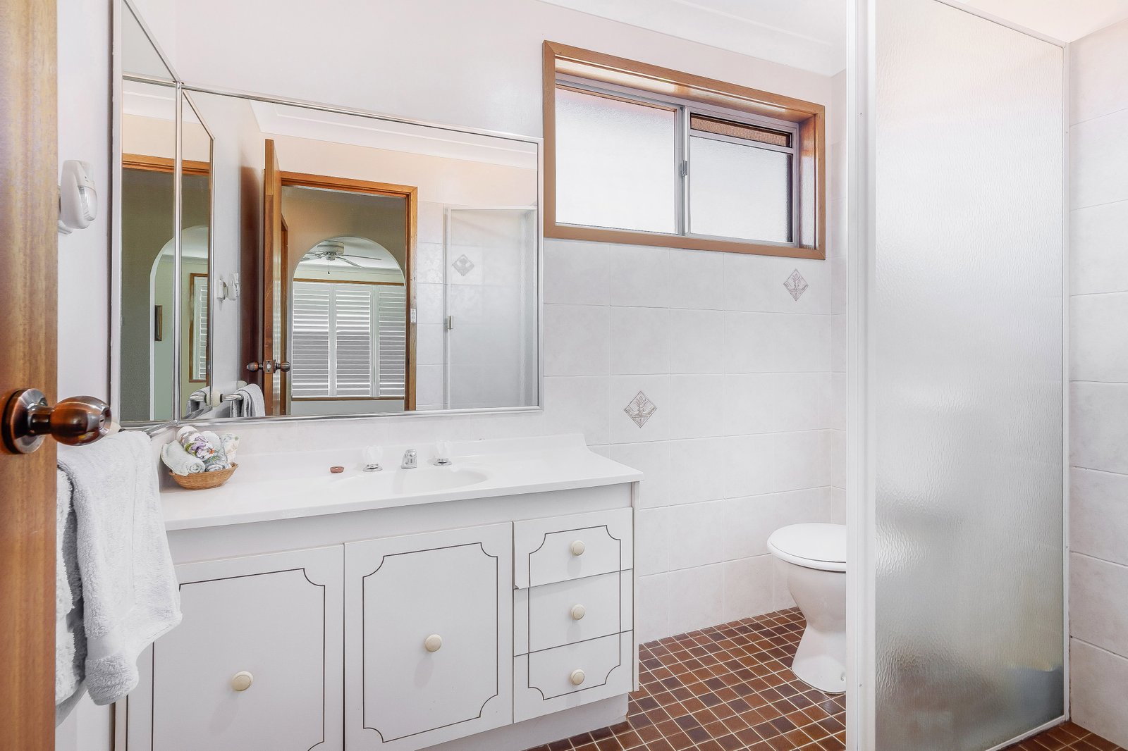 28 Midlothian Avenue BEVERLY HILLS 8