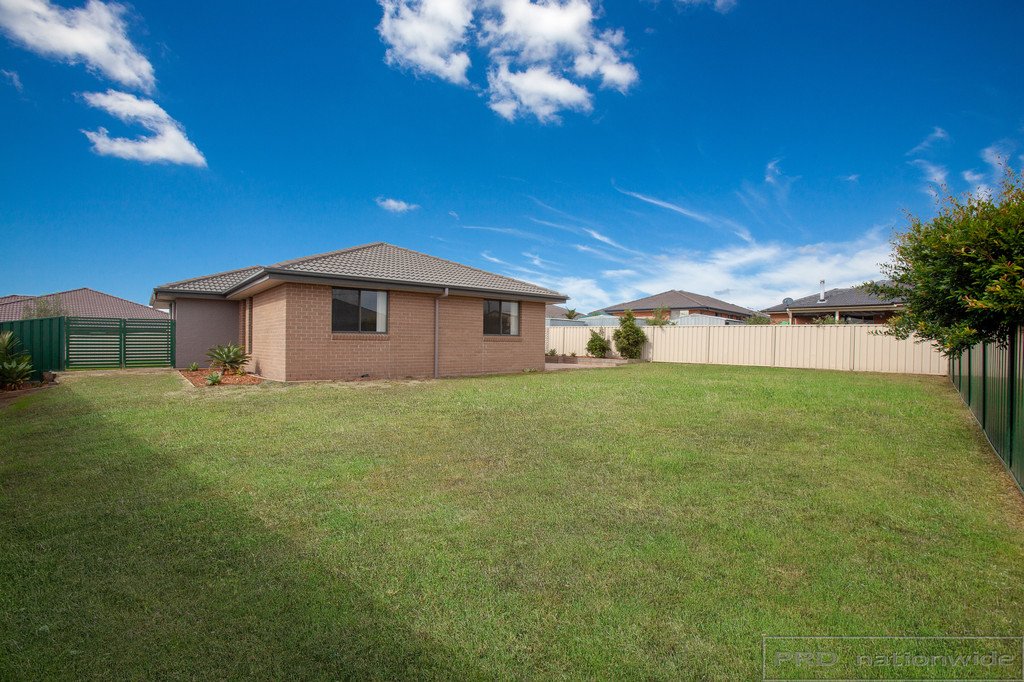28 Mileham Circuit RUTHERFORD 3