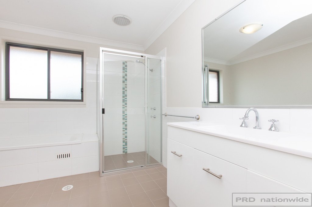 28 Mileham Circuit RUTHERFORD 19