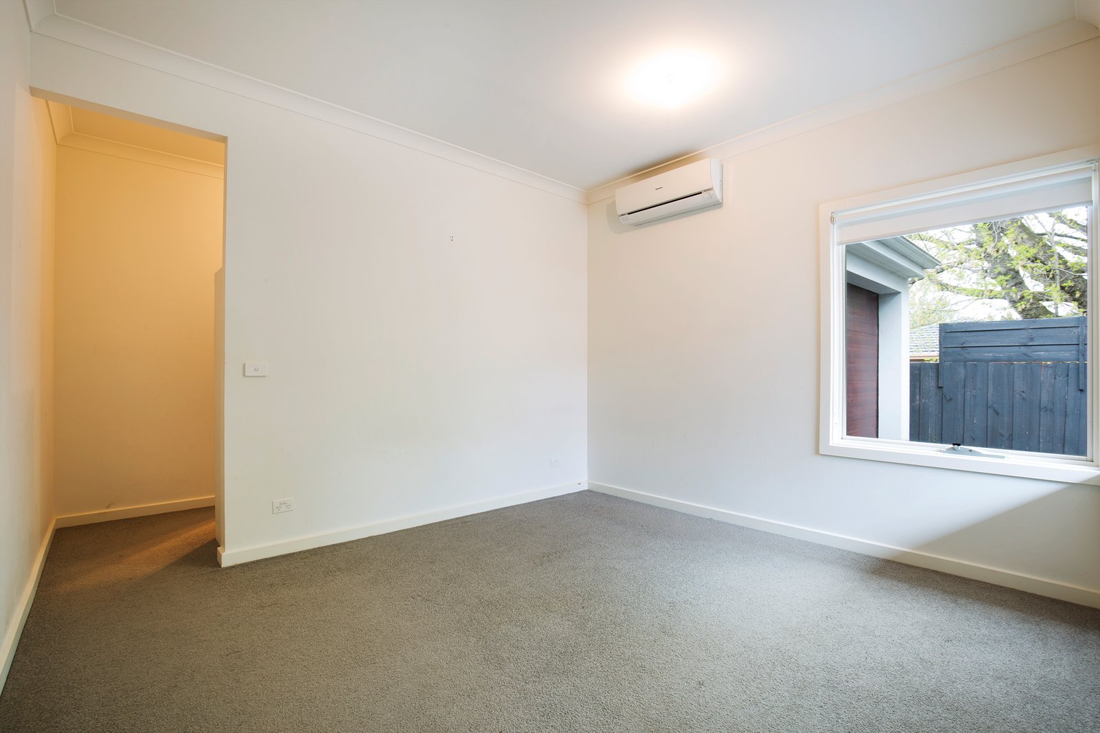 Gallery: 2/8 Milford Street