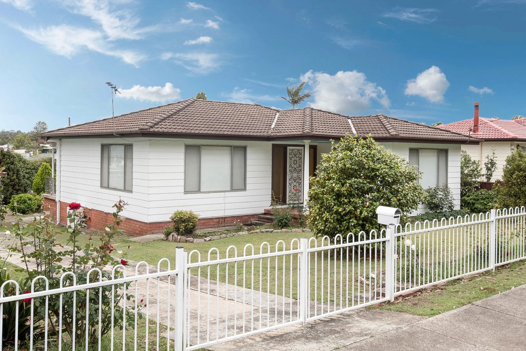 28 Millfield Rd  PAXTON 11