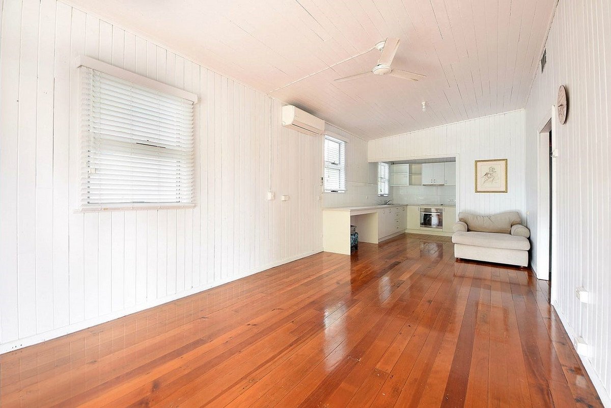 28 Molucca Avenue Palm Beach 1