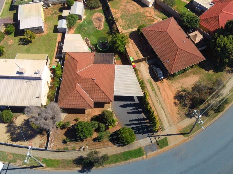 28 Norton Drive MOOROOPNA 13
