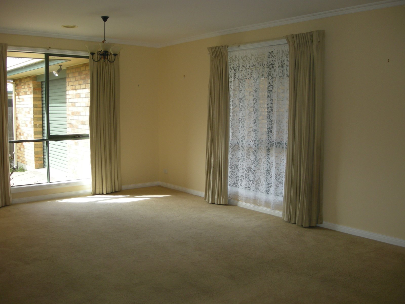 Gallery: 28 Oakwood Crescent