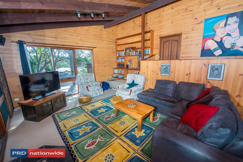 28 Ocean Beach Rd  SHOAL BAY 15