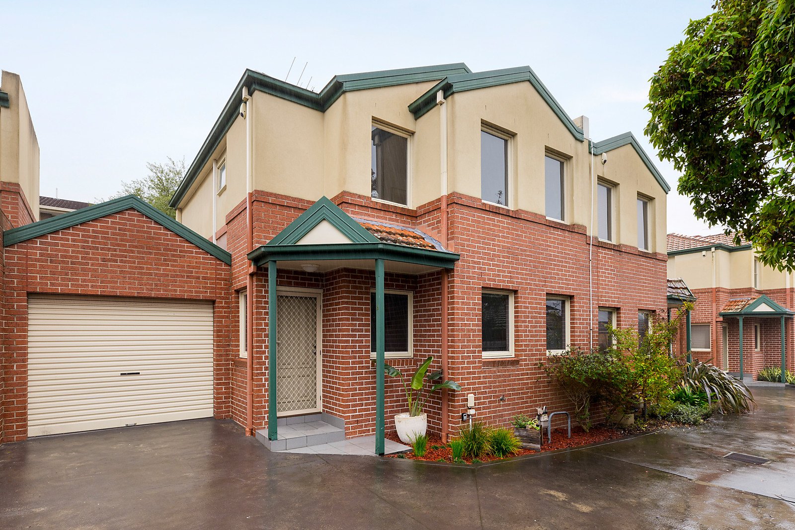 2/8 Oriel Road, Ivanhoe VIC 3079