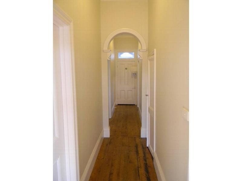 Gallery: 28 Ovens Street