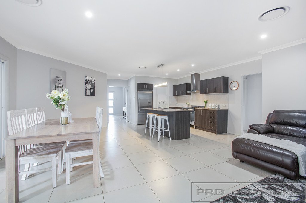 28 Oystercatcher Street ABERGLASSLYN 13