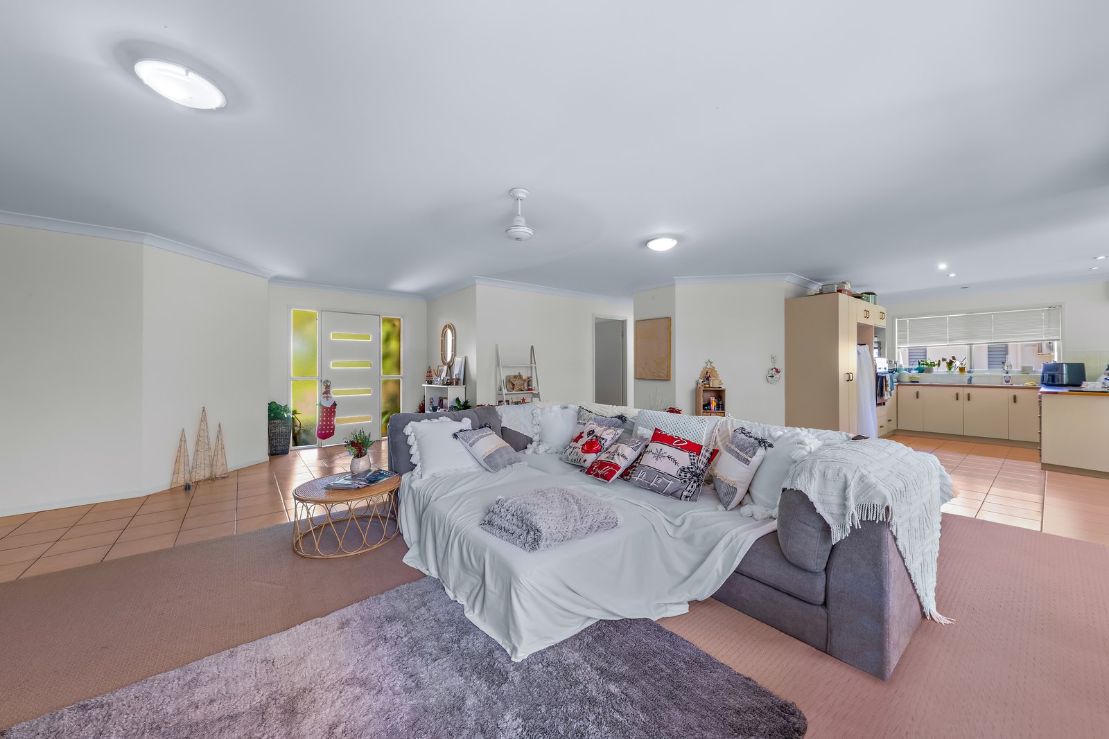 28 Panoramic Court CANNONVALE 5