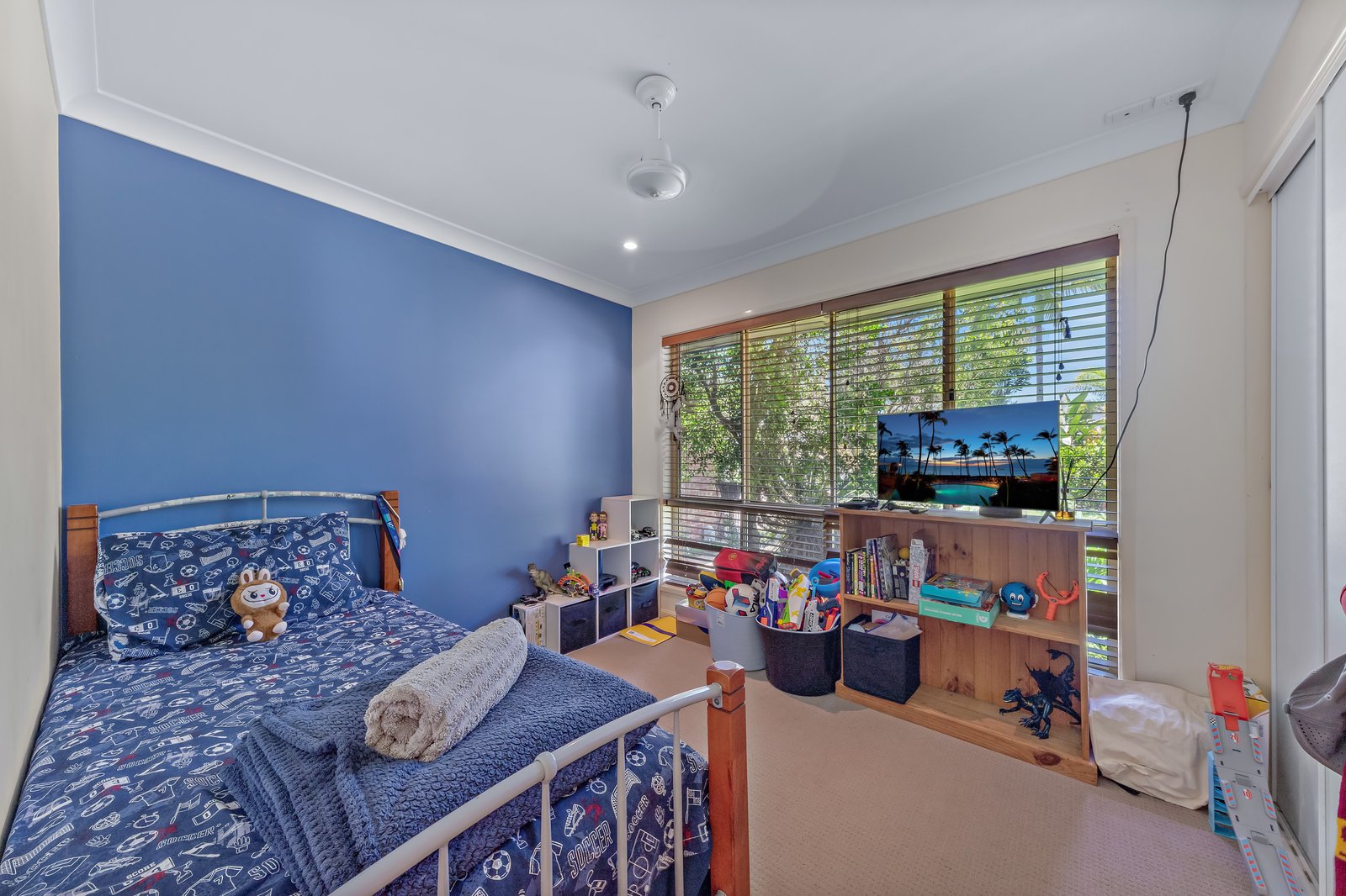 28 Panoramic Court CANNONVALE 12