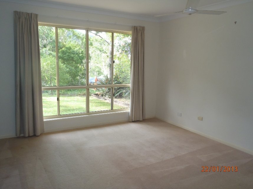 28 Panoramic Court CANNONVALE 4