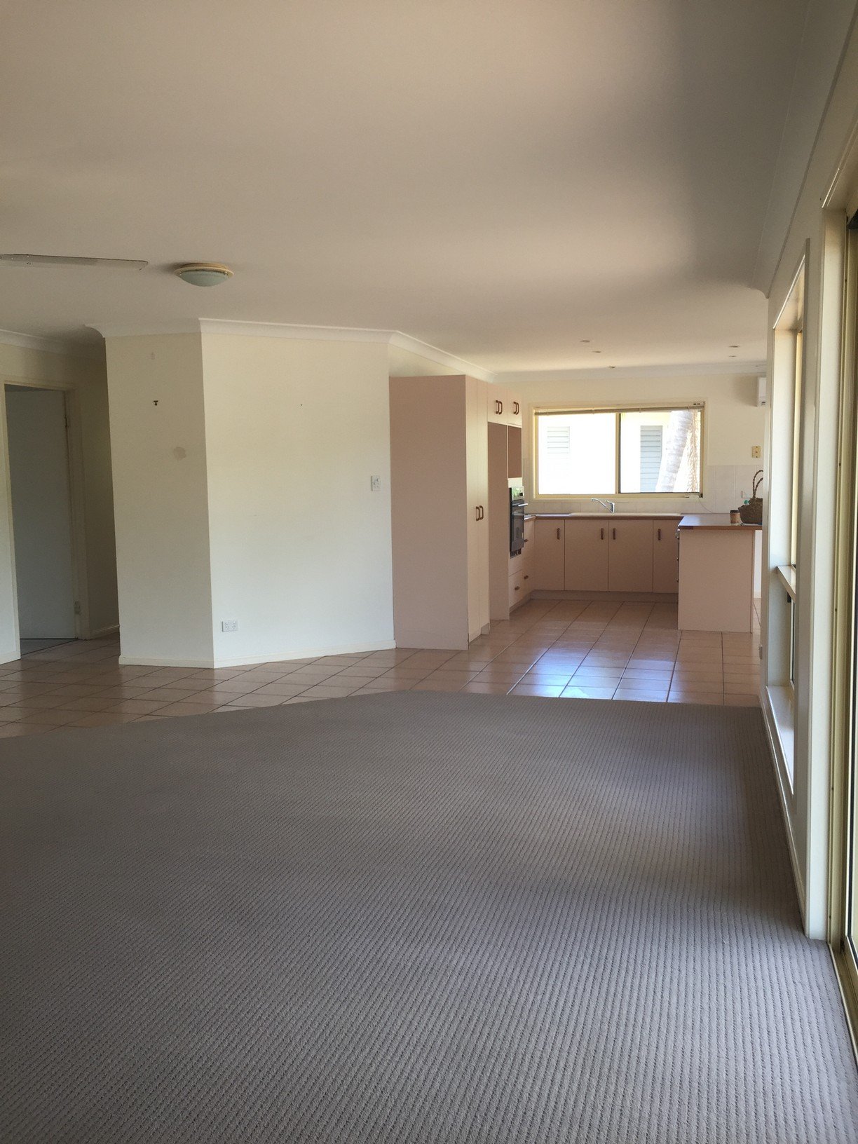 28 Panoramic Court CANNONVALE 3