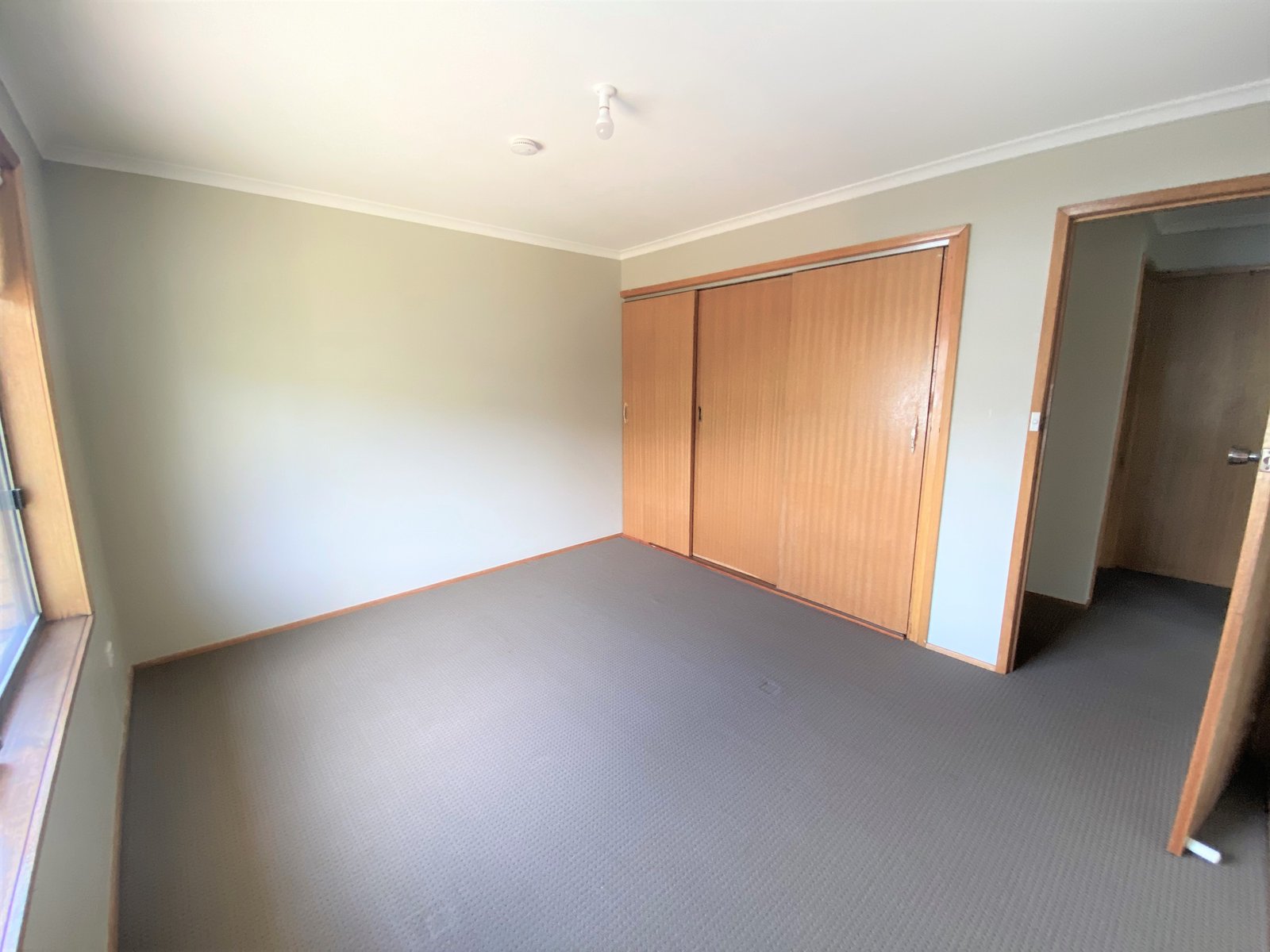 2/8 Paringa Road GLENORCHY 9