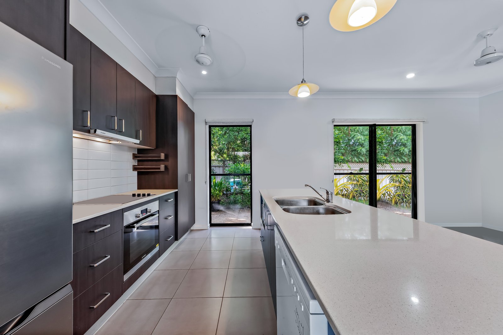 28 Parker Road CANNONVALE 5