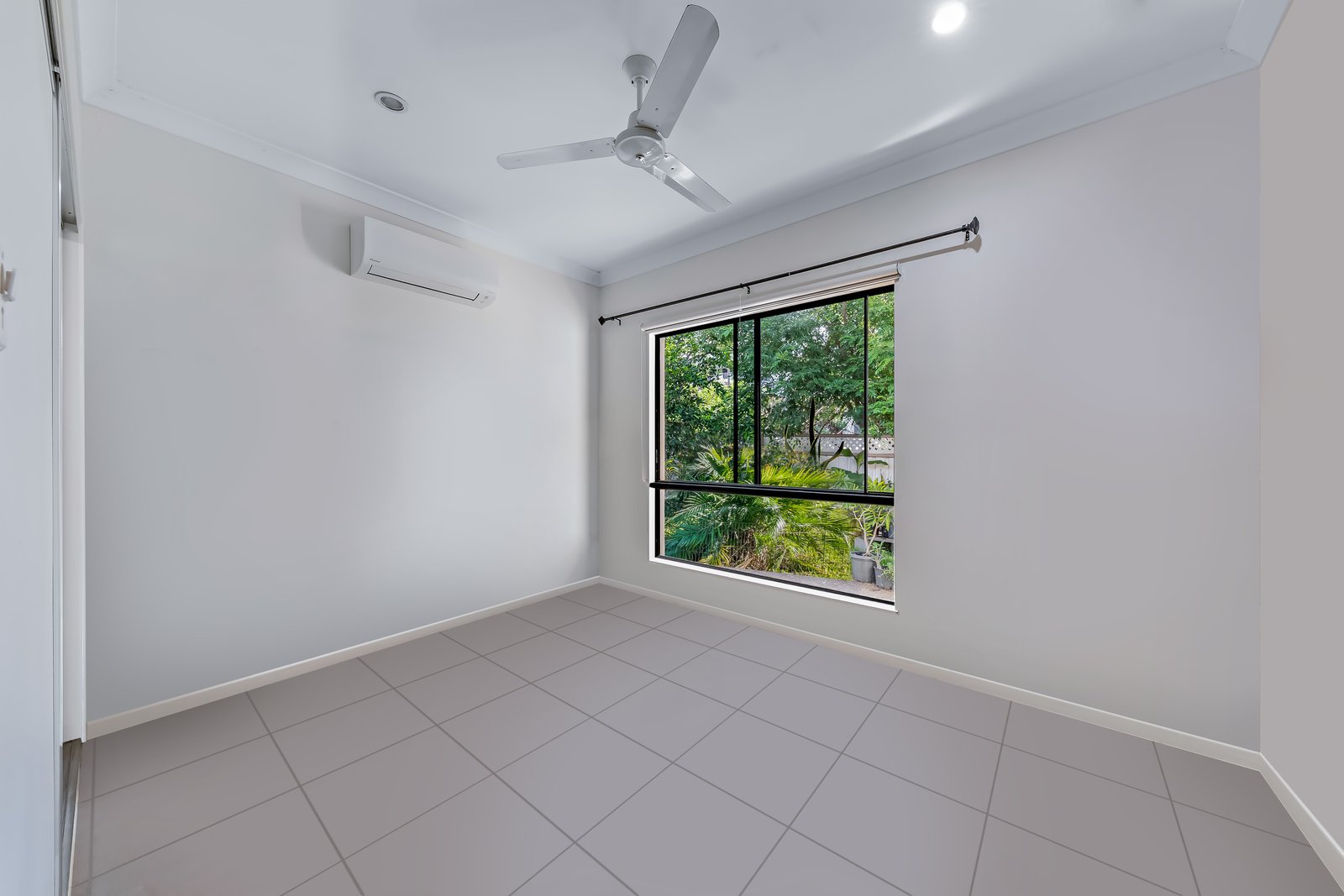 28 Parker Road CANNONVALE 7