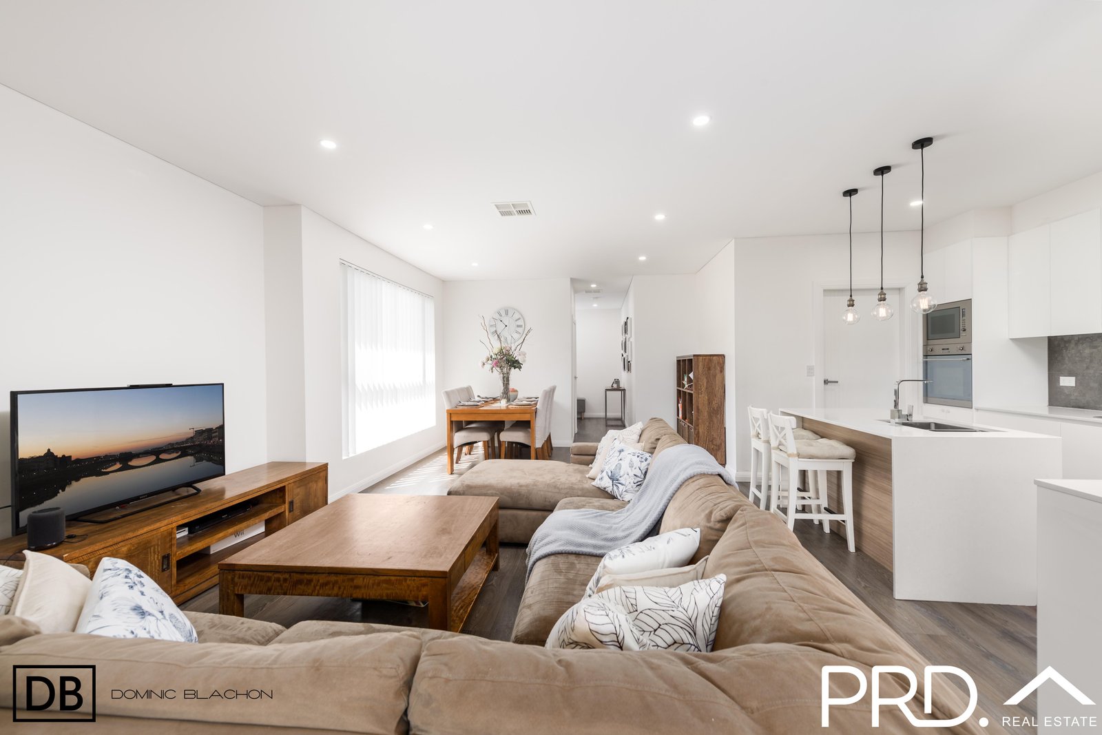 28 Parkview Avenue PICNIC POINT 4