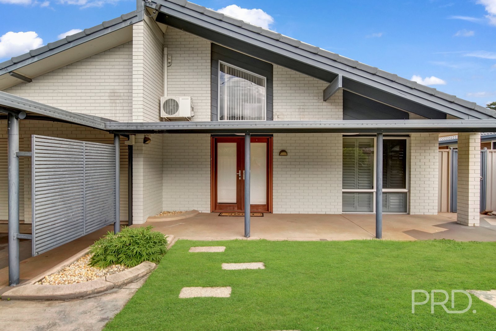 28 PEEL Street REDLAND BAY 8