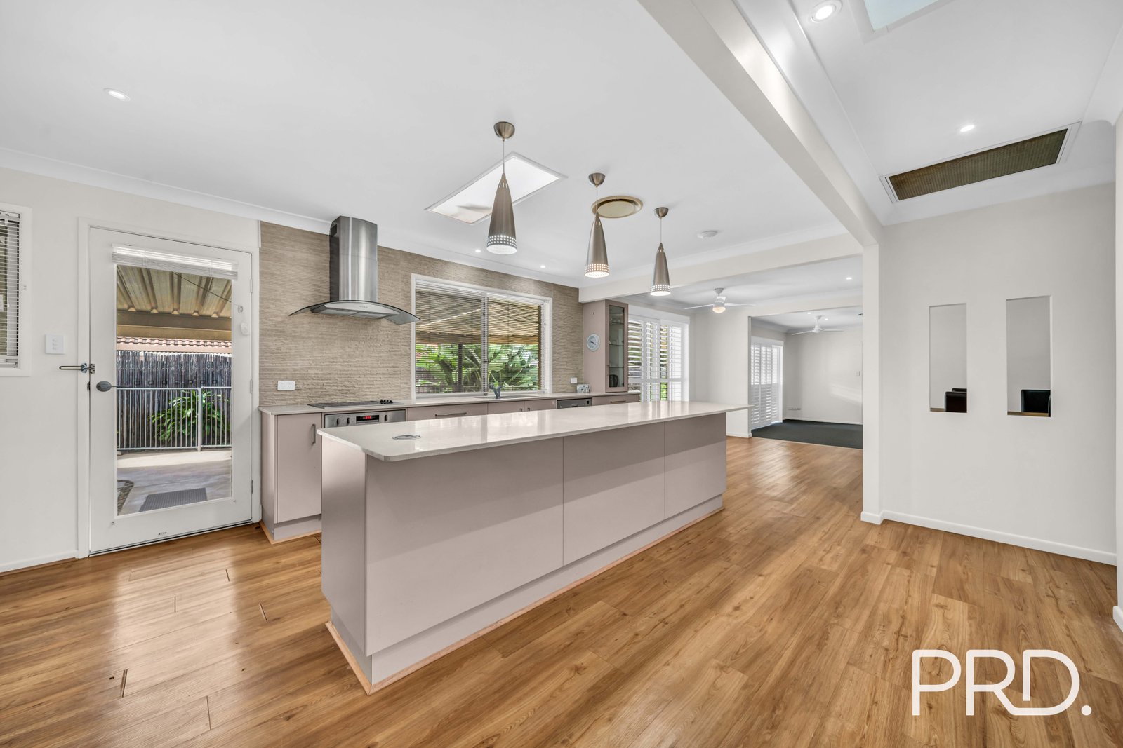 28 PEEL Street REDLAND BAY 13