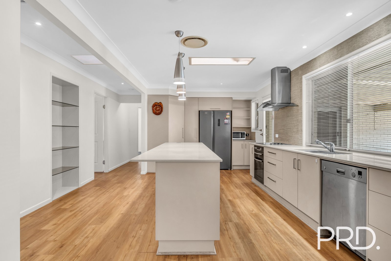 28 PEEL Street REDLAND BAY 14